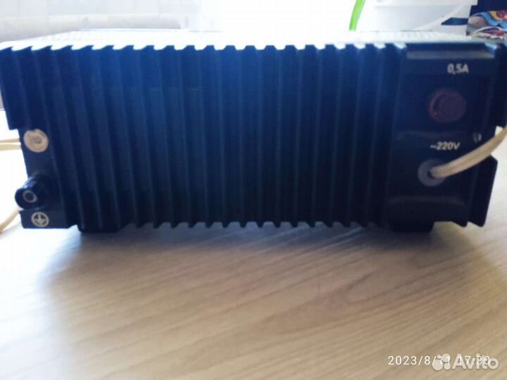 Автоматическое зарядное устройство 0,4