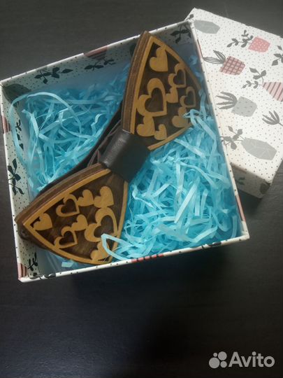 Деревянные галстуки-бабочки ручной работы