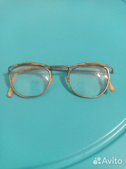 Очки старинные