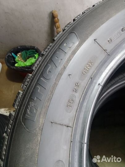 Tigar SUV Ice 215/65 R17