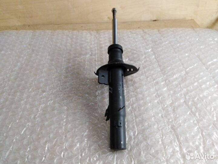 Амортизатор подвески передний правый Peugeot 207