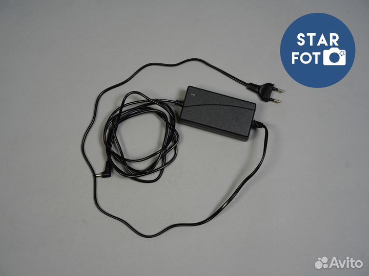 Кольцевая лампа для косметологии