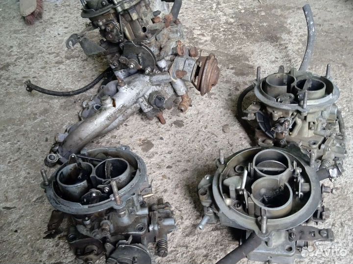 Карбюратор к151