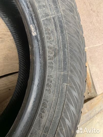 Yokohama Ice Guard IG65 215/65 R17 103T