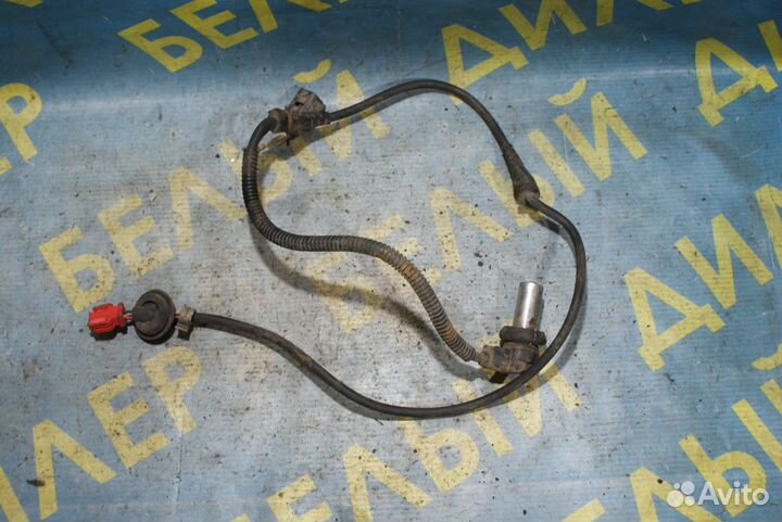 Датчик ABS передний Volkswagen Passat B5+