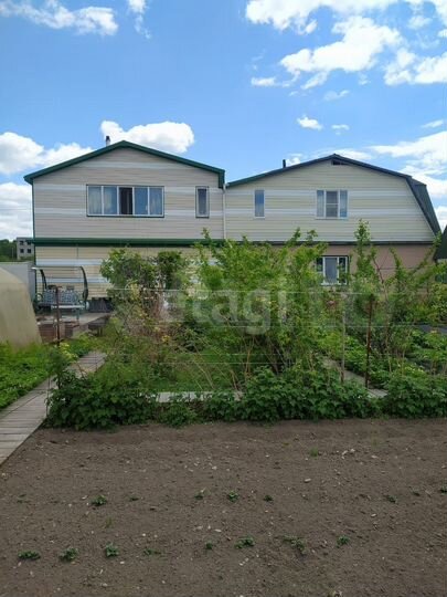 Дом 180 м² на участке 7,5 сот.