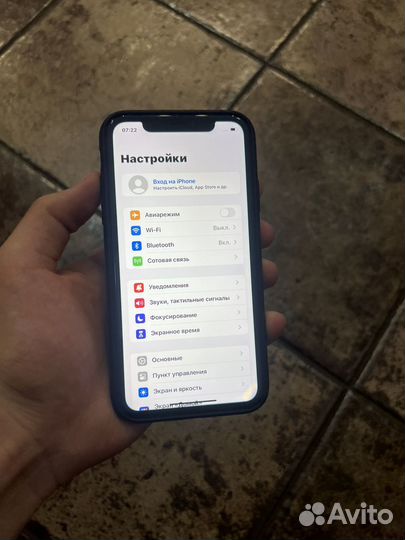 iPhone 11, 64 ГБ