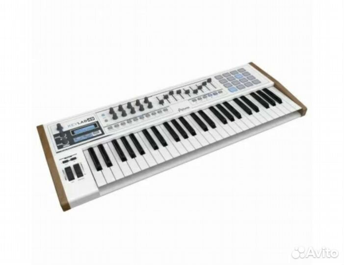 Миди контроллер Artiria Keylab 49