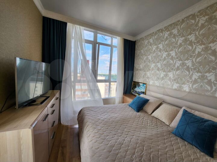 2-к. квартира, 81 м², 16/17 эт.