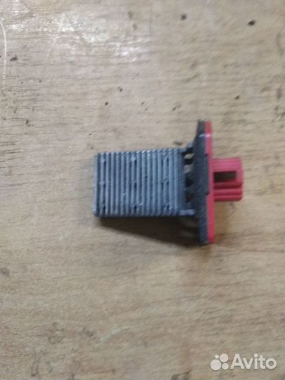 Резистор печки Daewoo Nubira 2, 2001 г 2.0 л