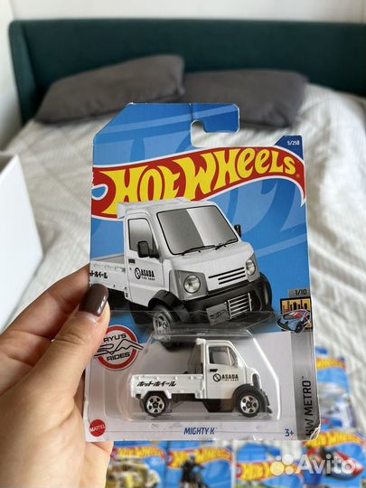 Машинки hot wheels
