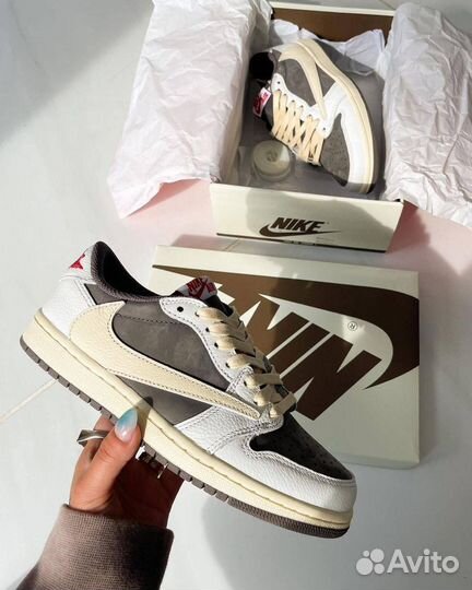 Кроссовки Nike air jordan 1 travis scott mocha