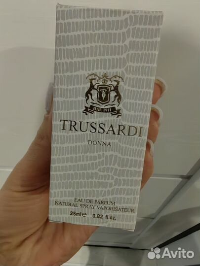 Trussardi парфюм