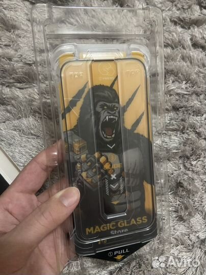 Стекло на iPhone 14 Pro