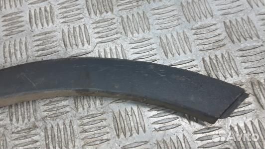 Молдинг крыла переднего правого ford kuga 1 (SKR03