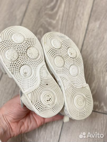 Сандалии для девочки 23 размер