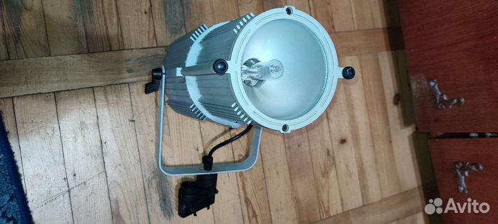 Фонарь уличный