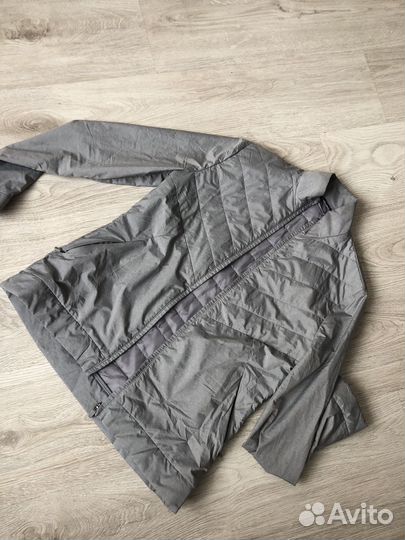 Ветровка спортивная женская