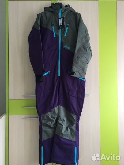 Комбинезон женский горнолыжный (сноуборд)