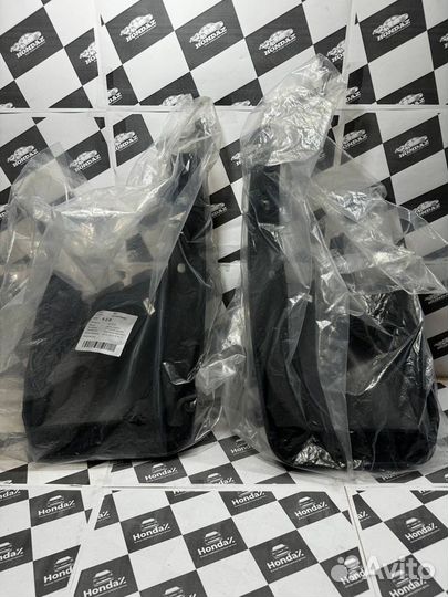 Комплект задних брызговиков Honda CR-V 3