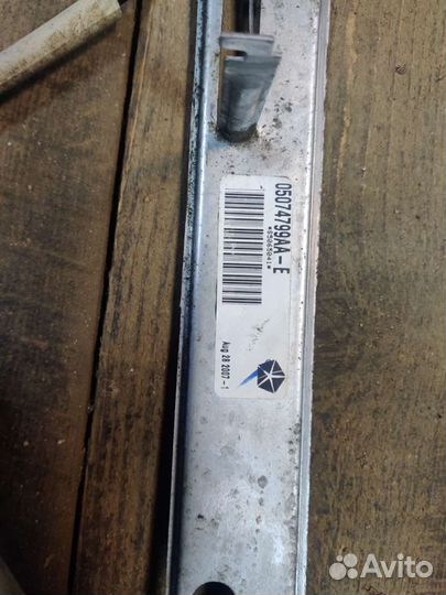 Стеклоподъёмник dodge caliber