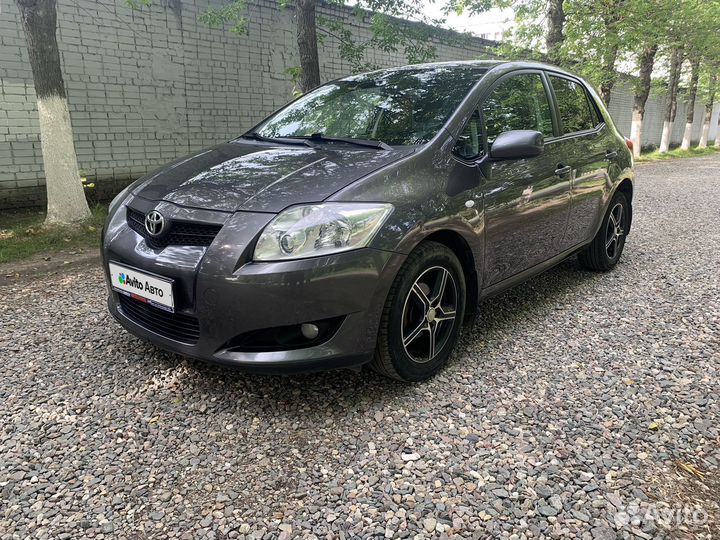 Toyota Auris 1.6 МТ, 2010, 231 000 км