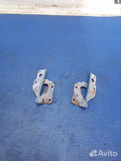 Петли Nissan Almera N16 хэтчбек