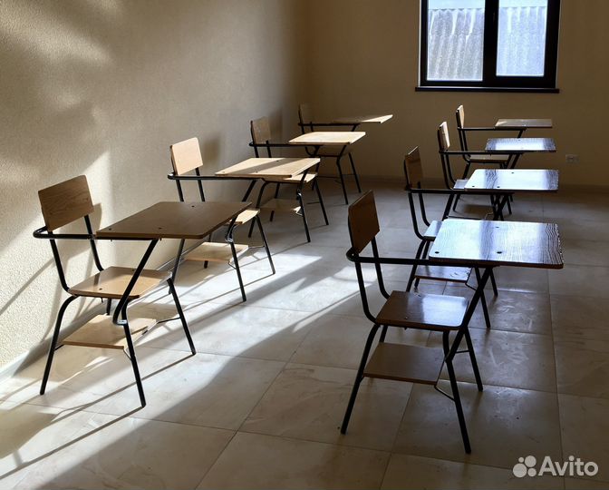 Детская парта со стулом
