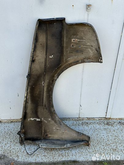 Крыло переднее Volkswagen Golf 2
