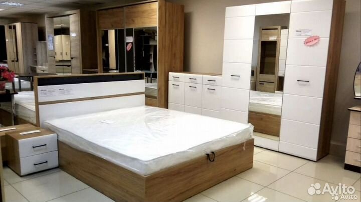 Спальня ненси крафт золотой и белый глянец