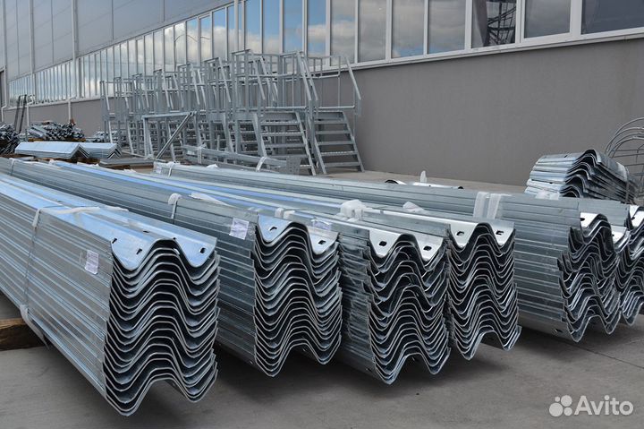 Металлические дорожные и мостовые ограждения