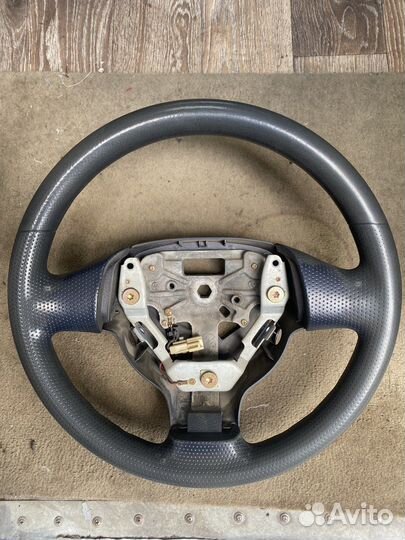 Руль mazda demio, 2002/2005 год
