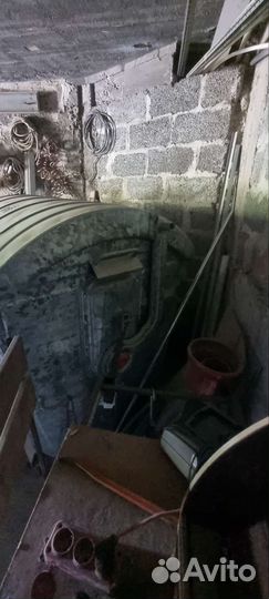 Мусорный контейнер