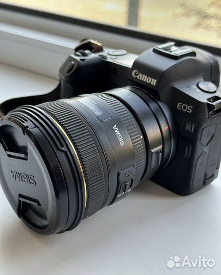 Камера Canon eos R