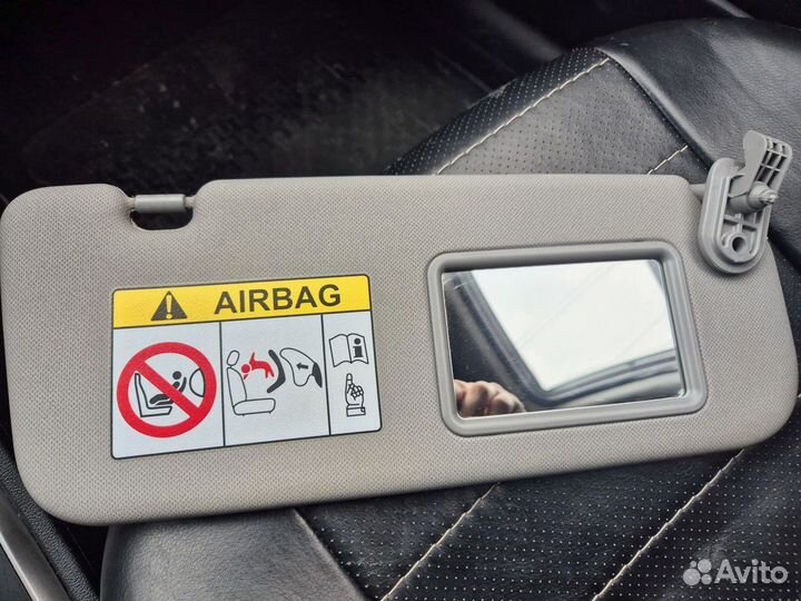 Козырек солнцезащитный правый Hyundai Solaris 1