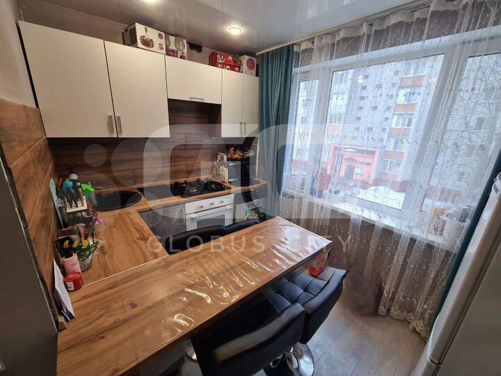 2-к. квартира, 50 м², 3/5 эт.