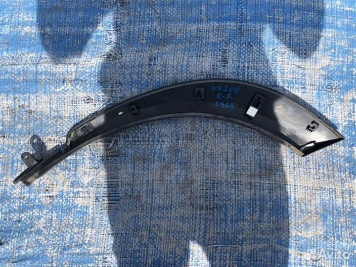 Накладка на дверь задняя правая Lexus Nx200 AGZ10