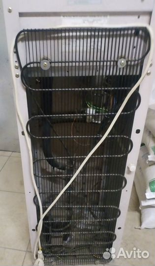 Напольный кулер A.E.L