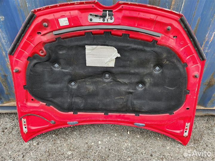 Капот Volkswagen Golf 5 2007