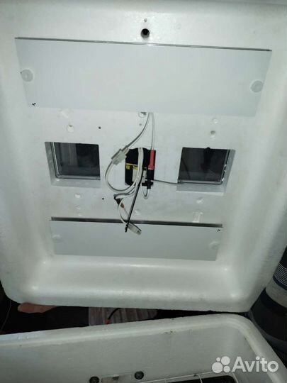 Инкубатор для яиц автоматический бу