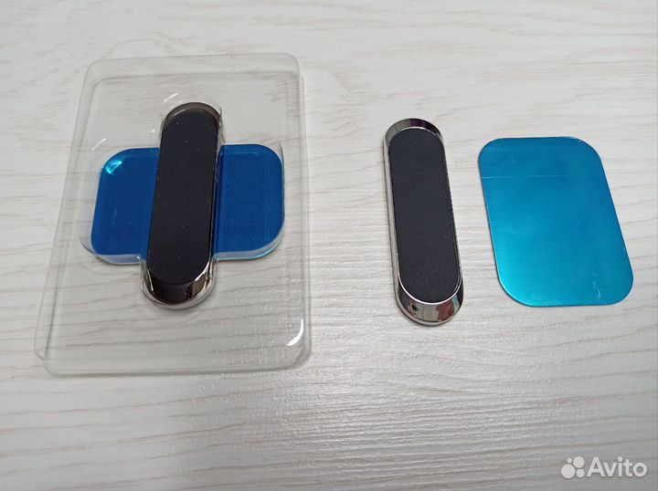 Держатель на магните. Универсальный