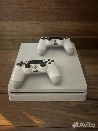 Sony playstation 4 slim+2геймпада+2дискк