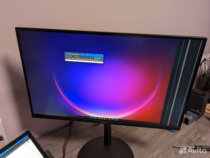 Монитор Samsung