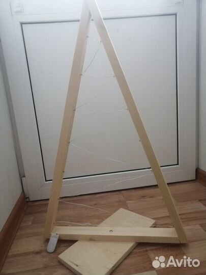 Стильная светящаяся деревянная ёлка со светодиодом