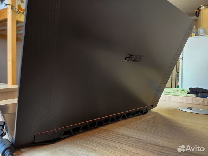 Игровой ноутбук Acer Nitro 5 17.3