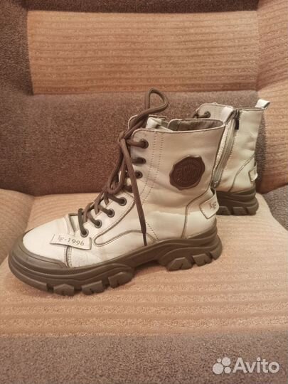 Кожаные ботинки