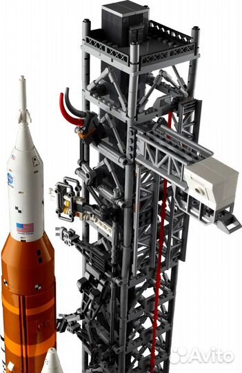 Lego 10341 artemis space launch system