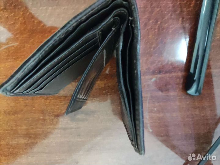 Мужское кожаное портмоне