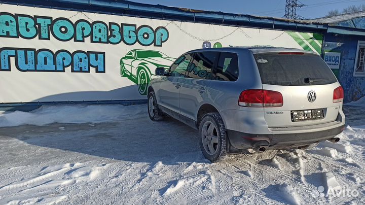 Сигнал звуковой низкий тон Volkswagen Touareg Отличное состояние