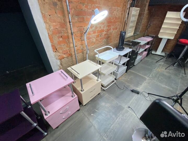 Кушетка для тату стул тележка лампа стул со спинко